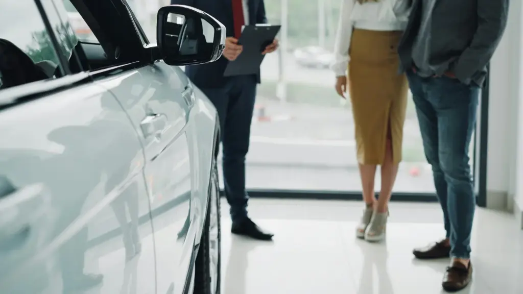 Comparativa de mejores financieras para crédito automotriz 2026