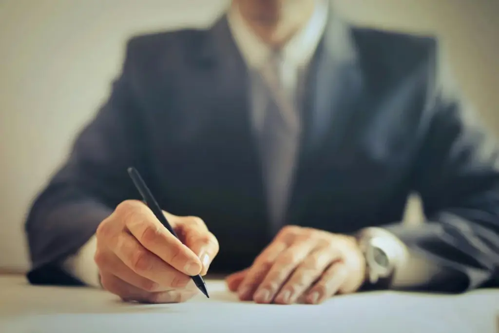 Firma de refinanciamiento automotriz con mejores condiciones